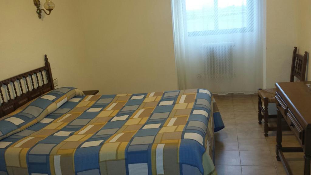 Hostal Botafumeiro Мота-дель-Маркес Экстерьер фото
