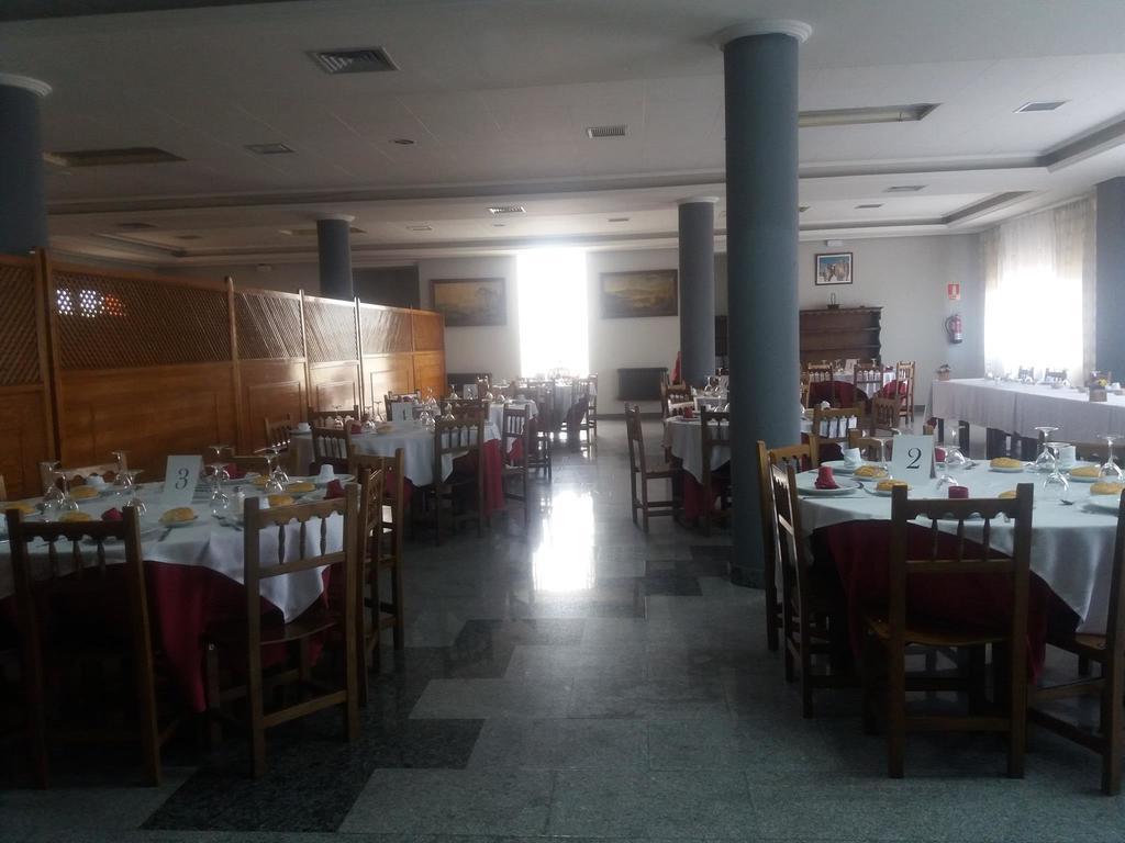 Hostal Botafumeiro Мота-дель-Маркес Экстерьер фото